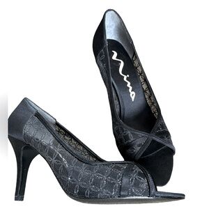 Nina Peep Toe Sparkly Dress Pumps 3.5” heels. Size 8